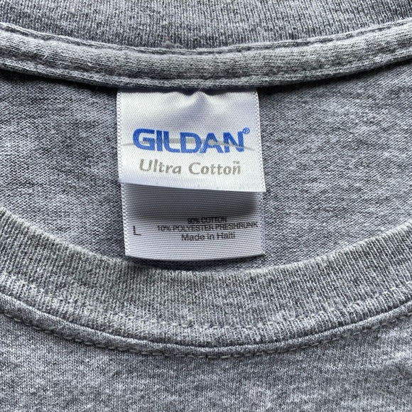 WW2 National Museum Grey Men’s Large T-Shirt - Picture 4 of 8